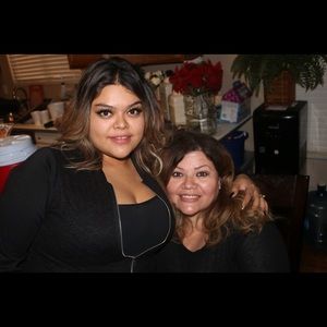 Meet your Posher, Alejandra